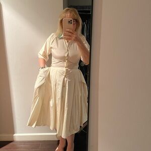 VINTAGE BOTTEGA VENETA Elegant Cream and Green Dress